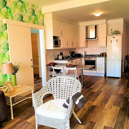 Apartment Aromas Del Mar With Wifi 300mbs Poris de Abona
